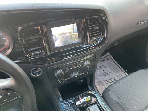 2019 Dodge Charger SXT