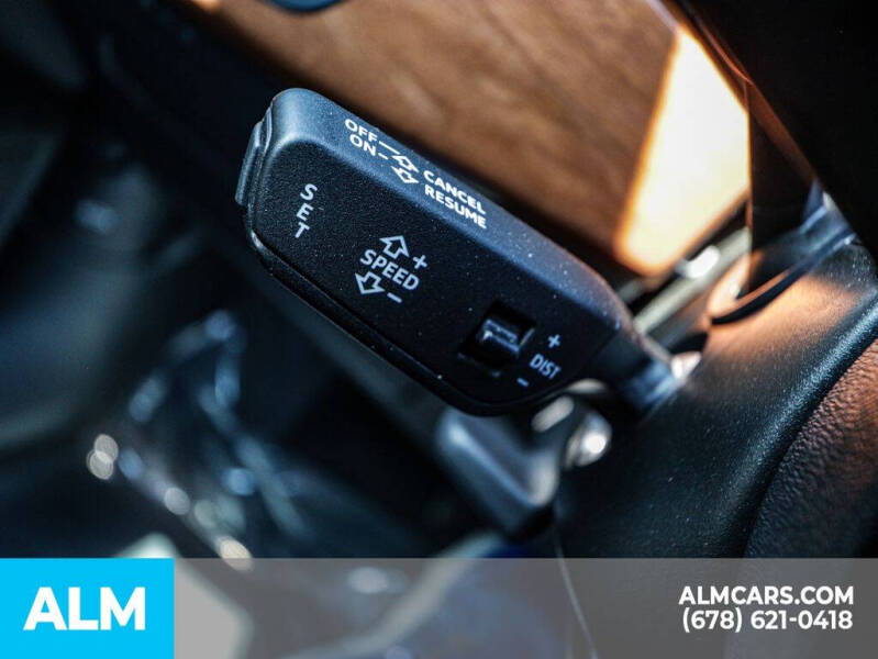 2023 Audi A4 quattro Premium 40 TFSI