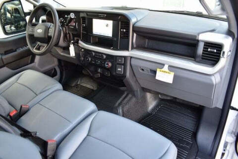 2025 Ford F-350 Super Duty XL