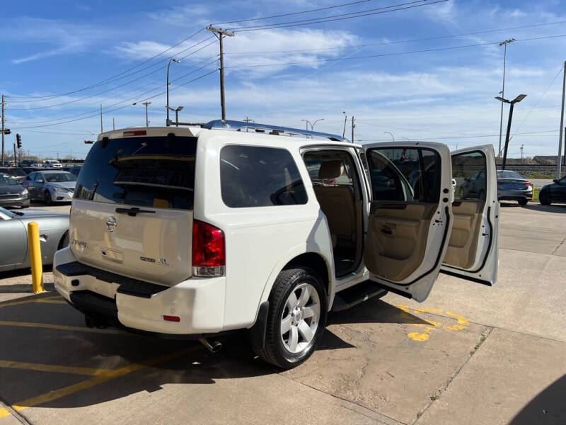 2012 Nissan Armada SV