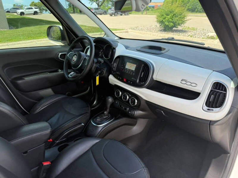 2019 FIAT 500L