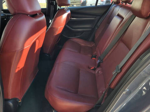 2023 Mazda Mazda3 Sedan 2.5 S Carbon Edition