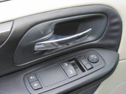 2013 Dodge Grand Caravan American Value Package