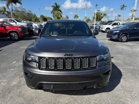 2017 Jeep Grand Cherokee Altitude