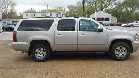 2007 Chevrolet Suburban for sale at Southtown Auto Sales in Albert Lea MN