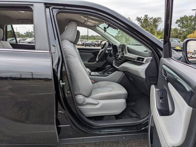 2023 Toyota Highlander L