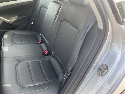 2013 Volkswagen Passat SE PZEV