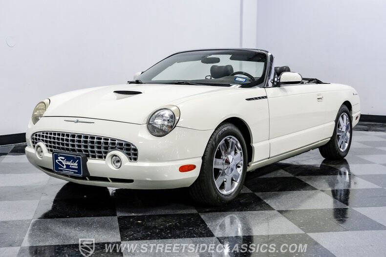 2002 Ford Thunderbird Deluxe