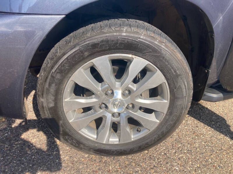 2010 Toyota Sequoia Limited