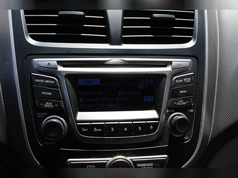 2016 Hyundai Accent SE