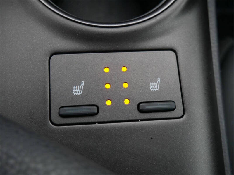 2024 Toyota Camry Hybrid XSE