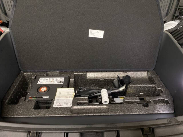 2024 Audi Q8 e-tron quattro Premium Plus