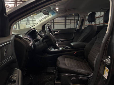 2016 Ford Edge SE