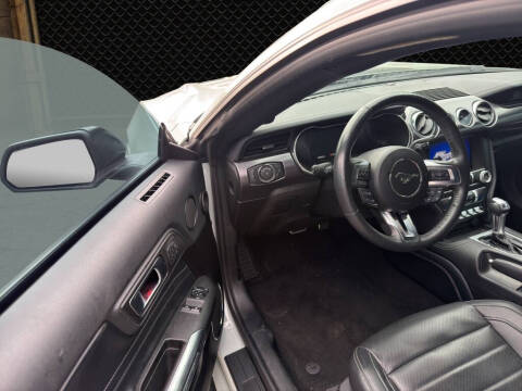 2022 Ford Mustang Mach 1