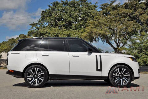 2023 Land Rover Range Rover P530 SE