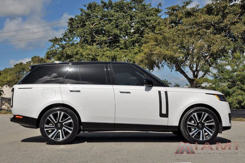 2023 Land Rover Range Rover P530 SE