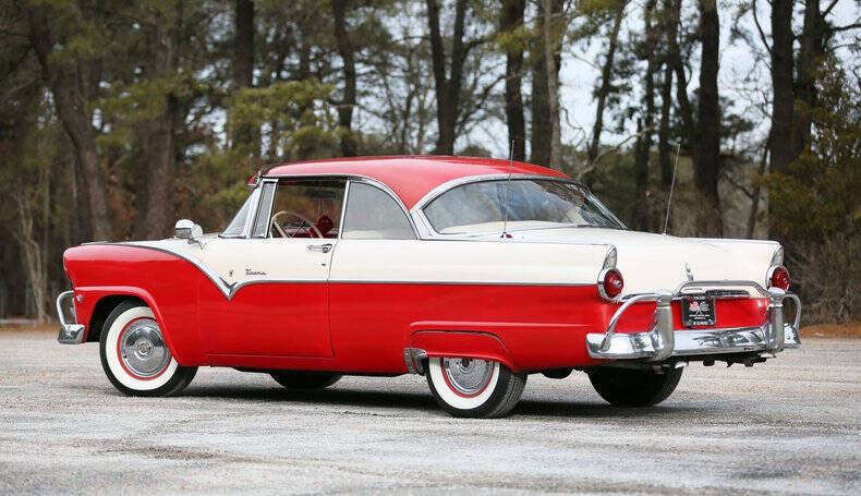 1955 Ford Fairlane