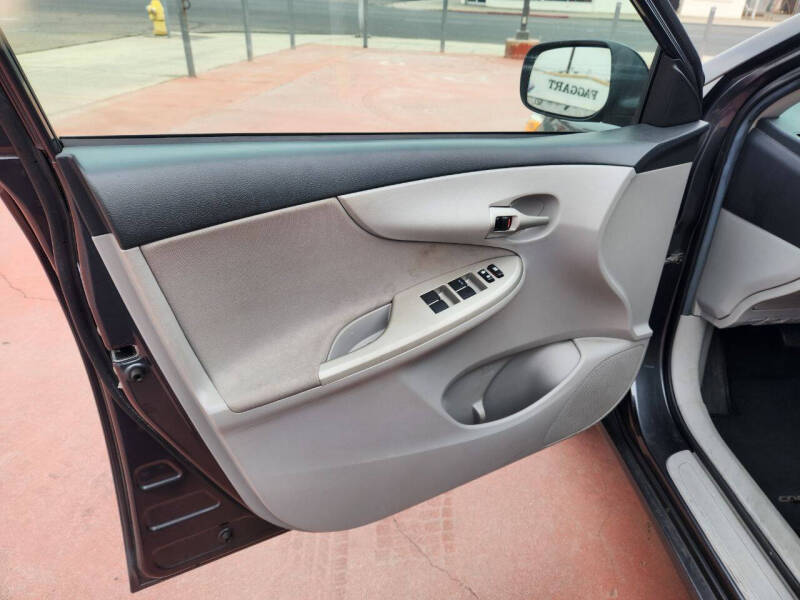 2013 Toyota Corolla LE