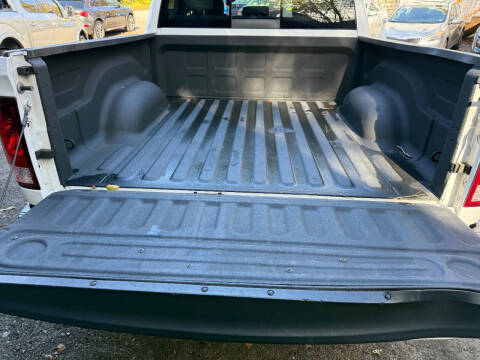 2019 RAM 1500 Classic SLT