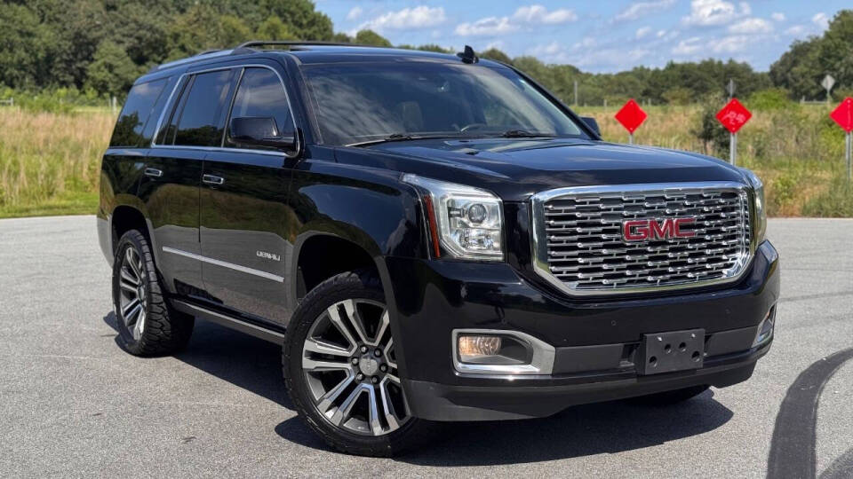 2019 GMC Yukon Denali's photo
