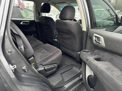 2013 Nissan Pathfinder SV