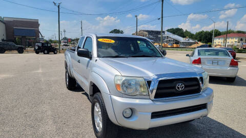 2008 Toyota Tacoma for sale at Kelly & Kelly Supermarket of Cars in Fayetteville NC