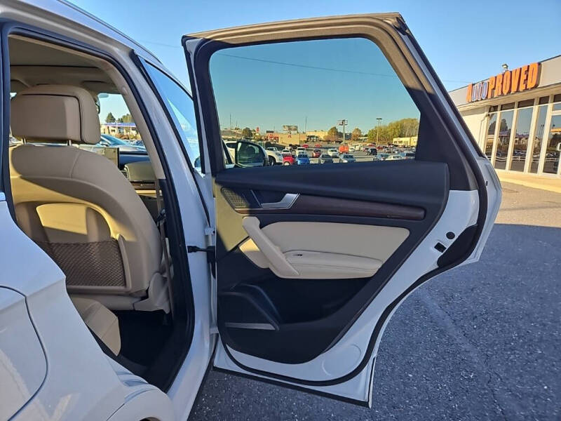 2021 Audi Q5 quattro Premium Plus 45 TFSI