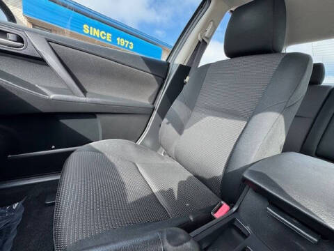 2013 Mazda MAZDA3 i Touring