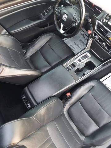 2018 Honda Accord EX-L w/Navi