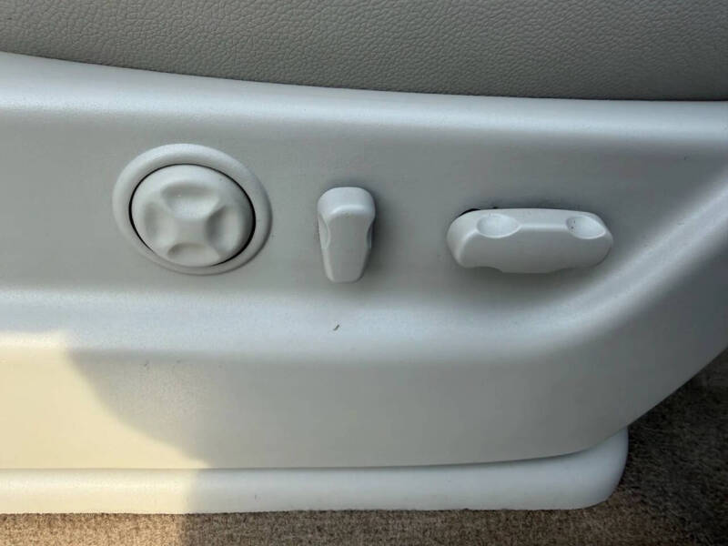 2011 Chevrolet Avalanche LTZ