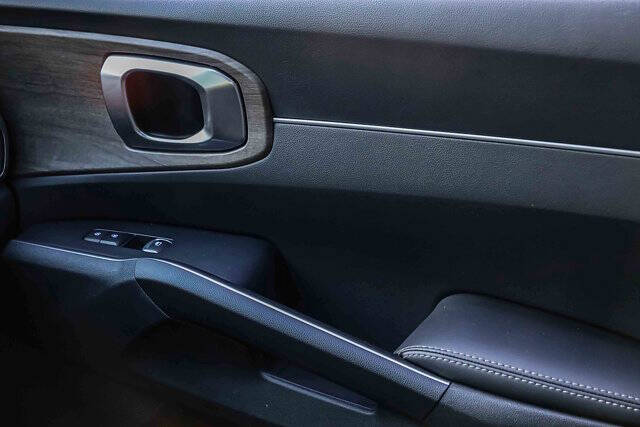 2023 Kia Sorento X-Line S