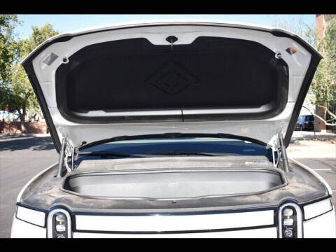 2023 Rivian R1S Adventure