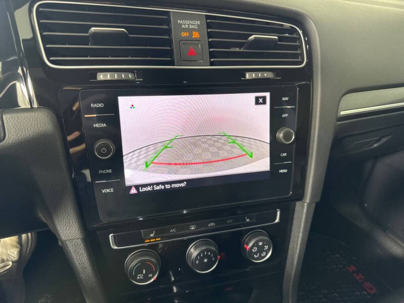 2021 Volkswagen Golf GTI S