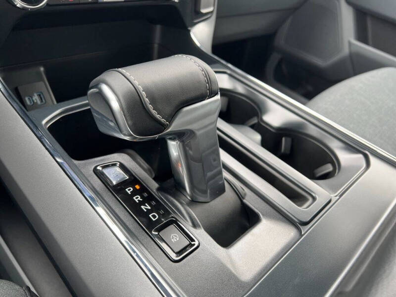 2024 Ford F-150 Lightning XLT