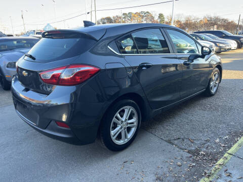 2017 Chevrolet Cruze LT Auto
