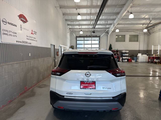 2021 Nissan Rogue SV