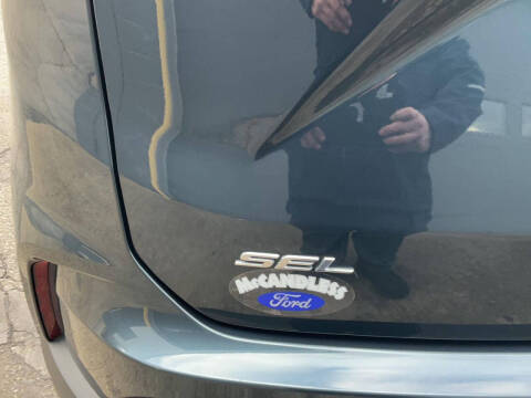 2022 Ford Edge SEL