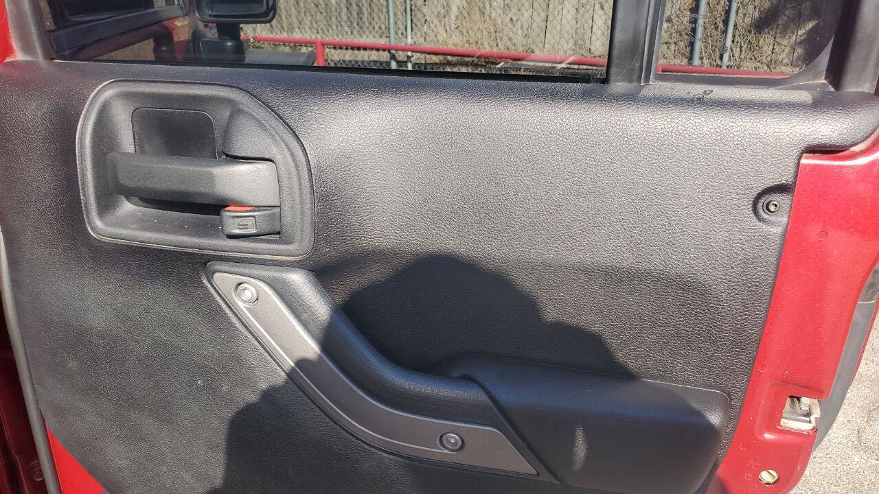 Used Car 2012 Jeep Wrangler Unlimited  Sport 4x4 4dr Suv For Sale Under $20,000 In San Antonio, Texas