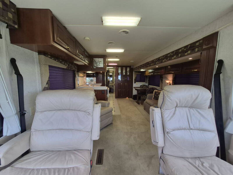 2002 Newmar Dutch Star 3852