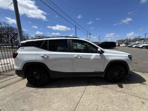 2022 GMC Terrain SLE