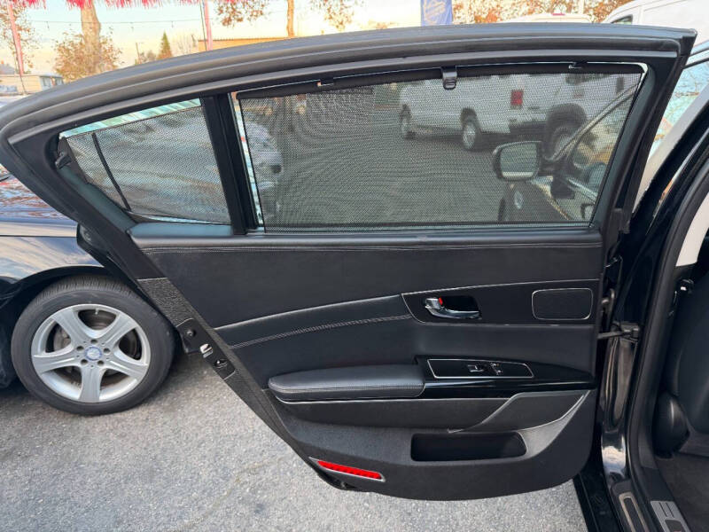 2015 Kia K900 Premium