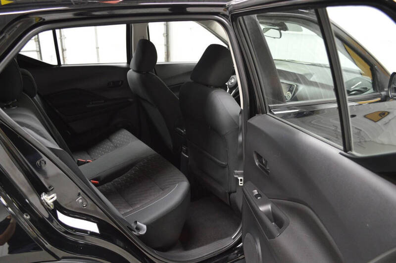 2021 Nissan Kicks S