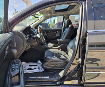 2015 GMC Acadia Denali