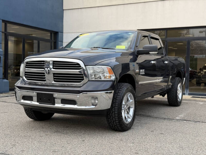 2016 RAM 1500 SLT