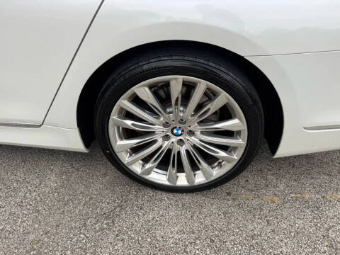 2017 BMW 7 Series 750i