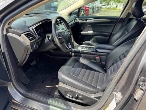 2019 Ford Fusion SEL