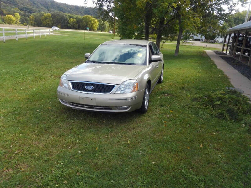 2005 Ford Five Hundred for sale at Classy Chassy in Holmen WI