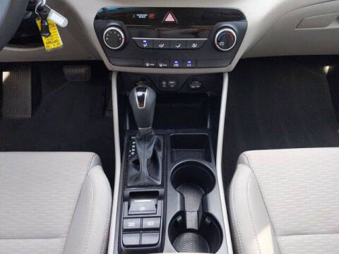 2020 Hyundai Tucson SE