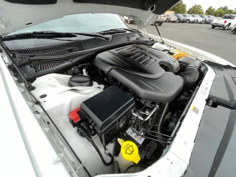 2013 Dodge Challenger SXT