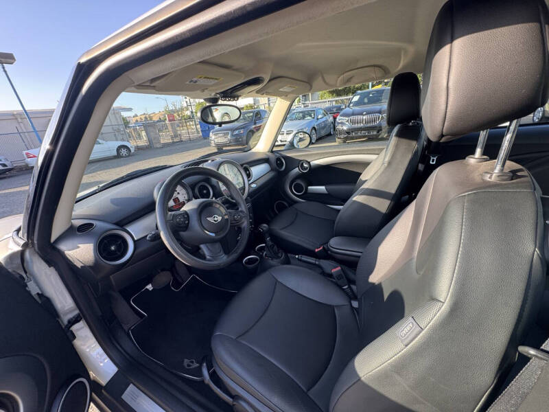 2012 MINI Cooper Hardtop